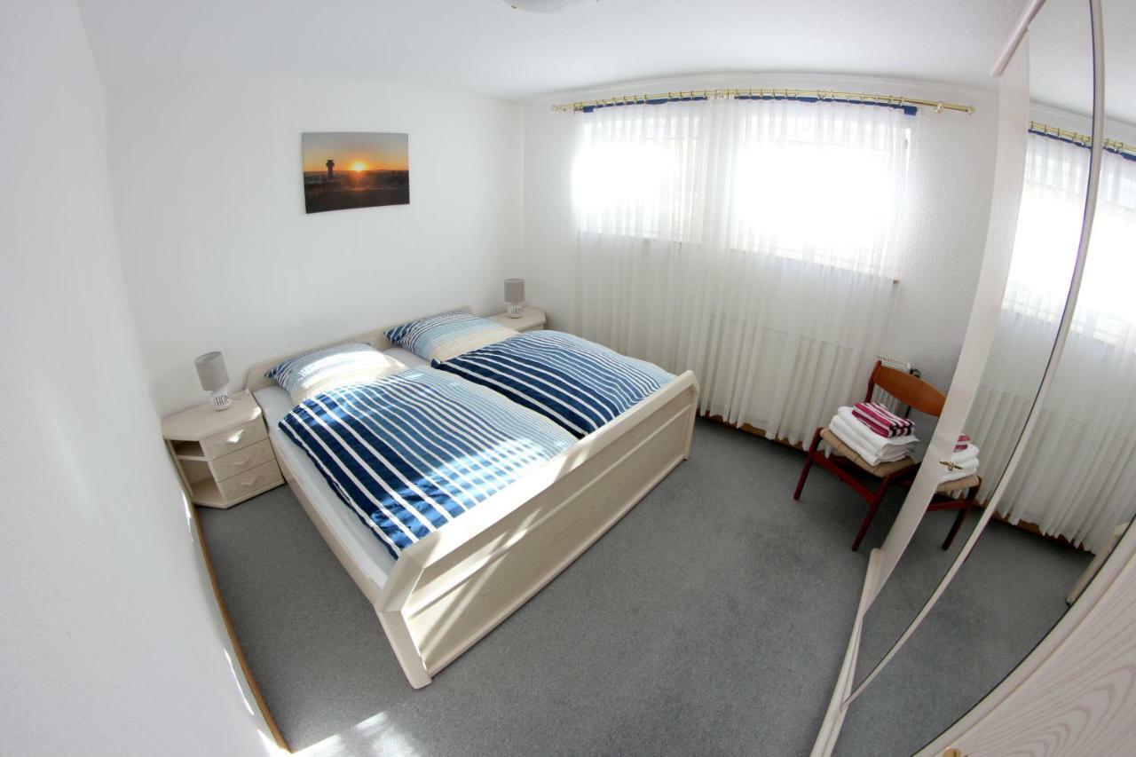 Ruhige Und Gemuetliche Ferienwohnung In Calden Bagian luar foto