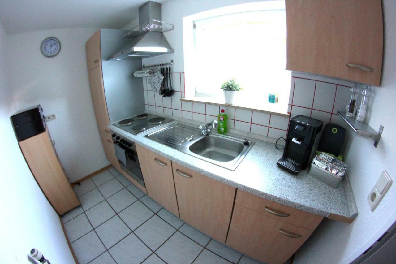 Ruhige Und Gemuetliche Ferienwohnung In Calden Bagian luar foto