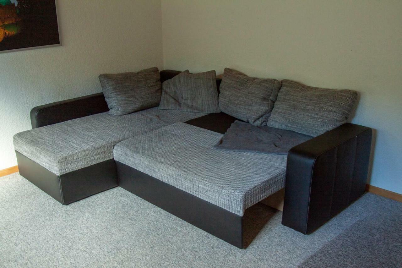 Ruhige Und Gemuetliche Ferienwohnung In Calden Bagian luar foto